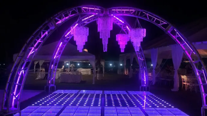 Domos para eventos, puede utilizarlo para delimitar espacios, decorar. Lo podemos fabricar en acero y aluminio