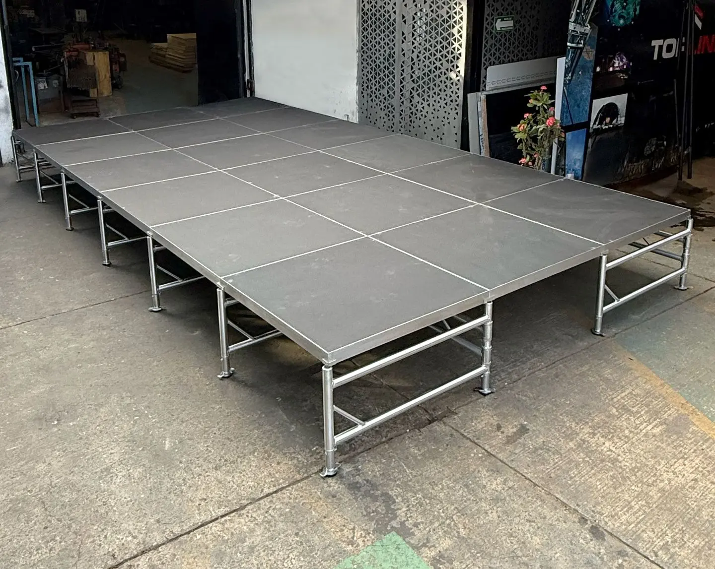 Escenario con crucetas