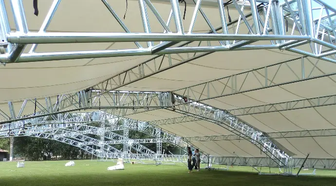 Megaestructura profesional