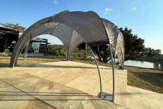 estructura tipo bubble para eventos cubierta ligera con diseño arquitectonico
