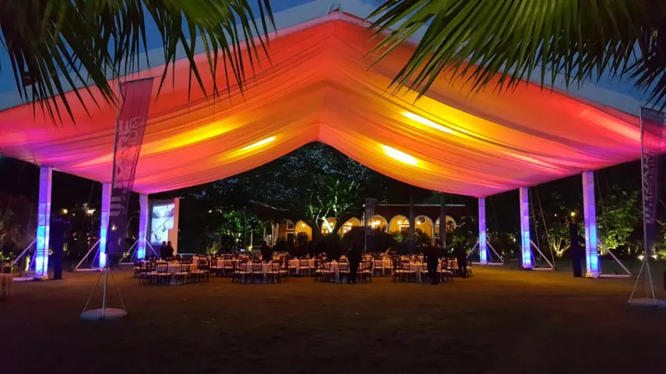 Venta de toldos para grandes eventos 