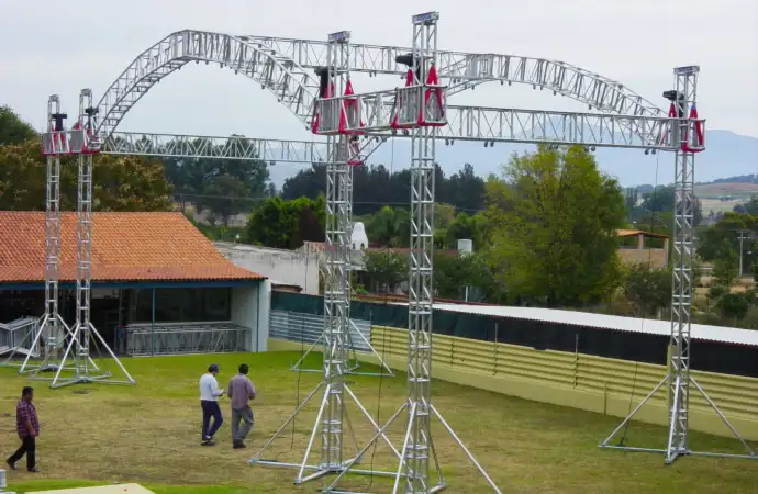 Ground support son estructuras de aluminio para eventos de gran formato 