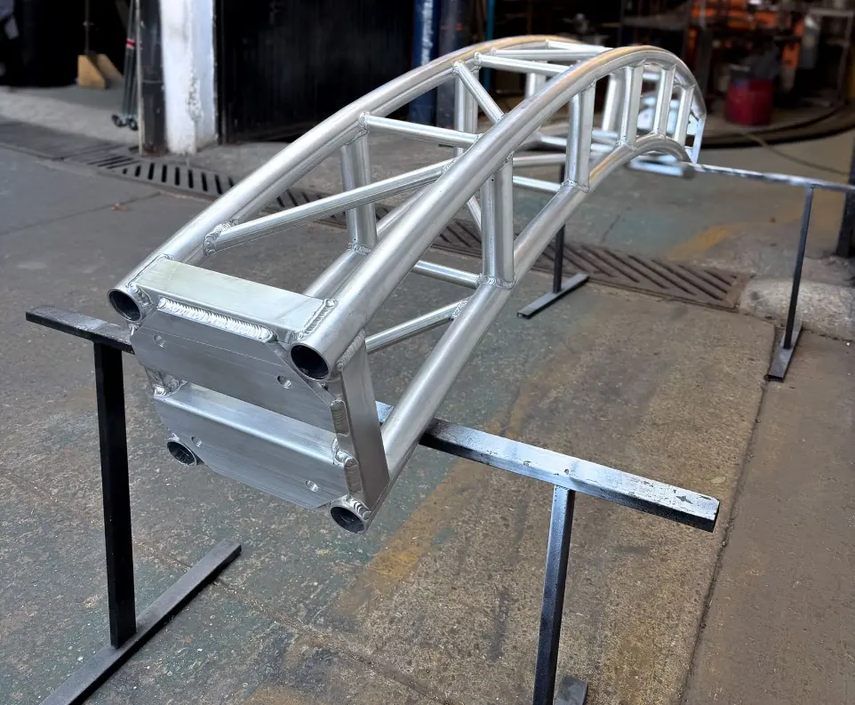 Estructuras curvas de aluminio 